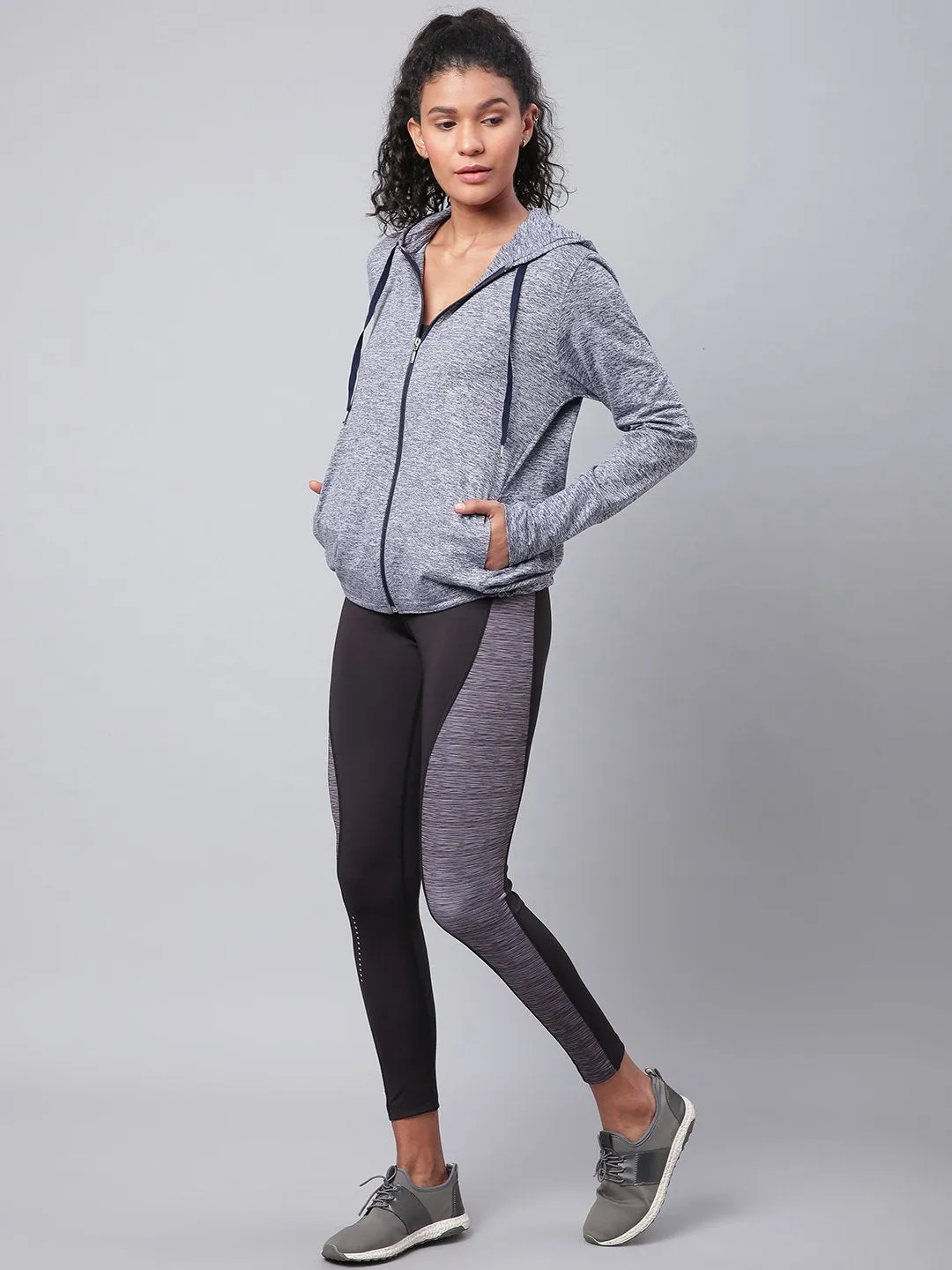 Alcis Women Black Grey Colourblocked Secure Fit Cropped Training Tights