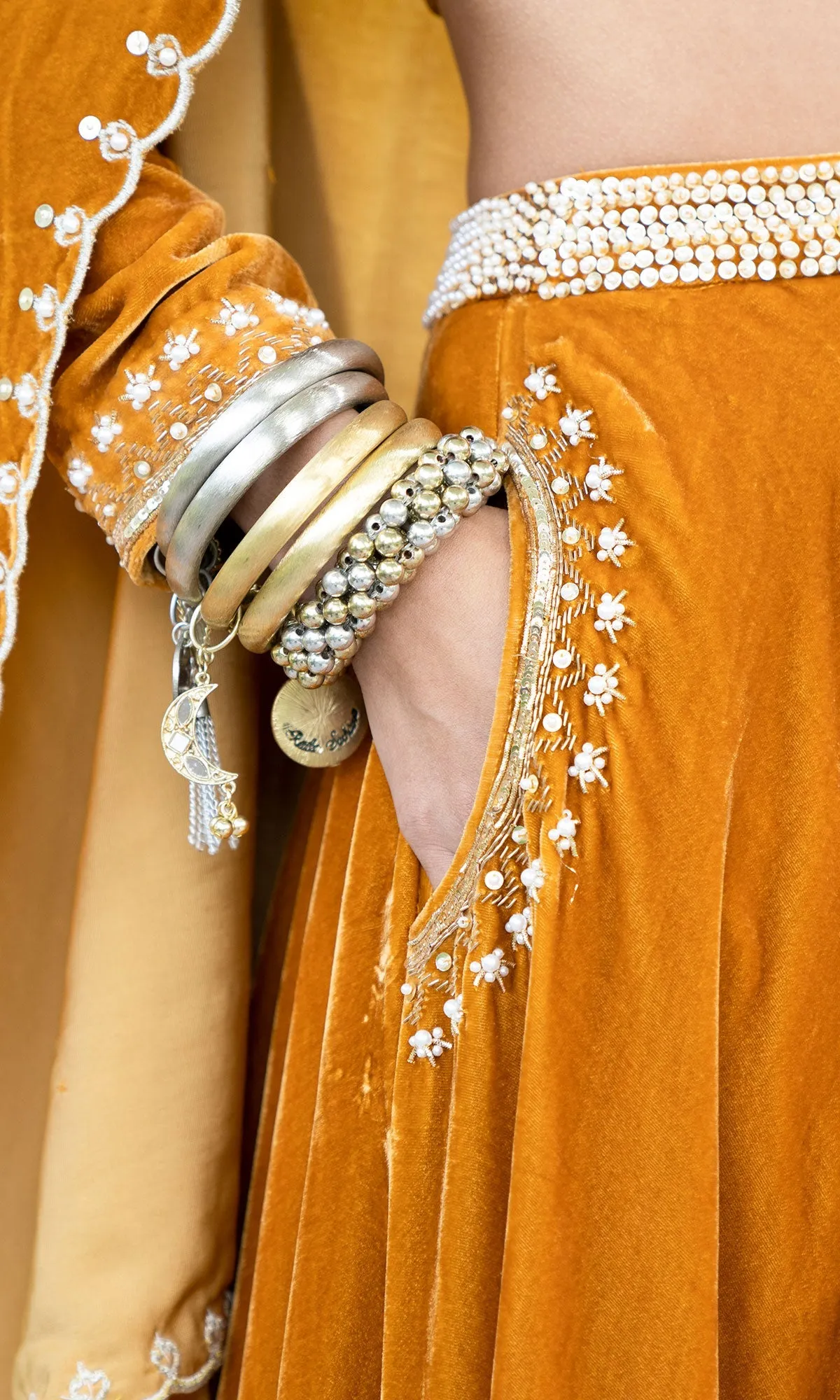 Bareen Mughals Mustard Yellow Shawl