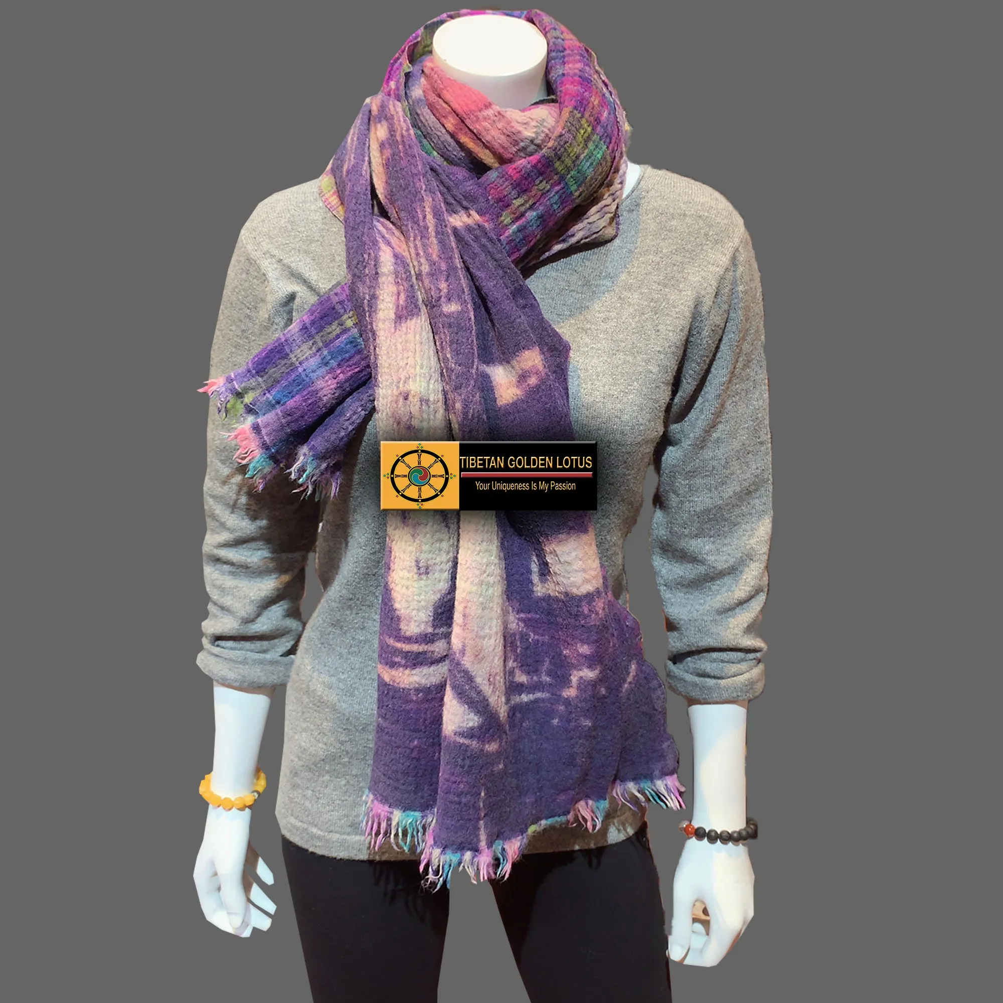 Boiled wool shawl, a neck wrap
