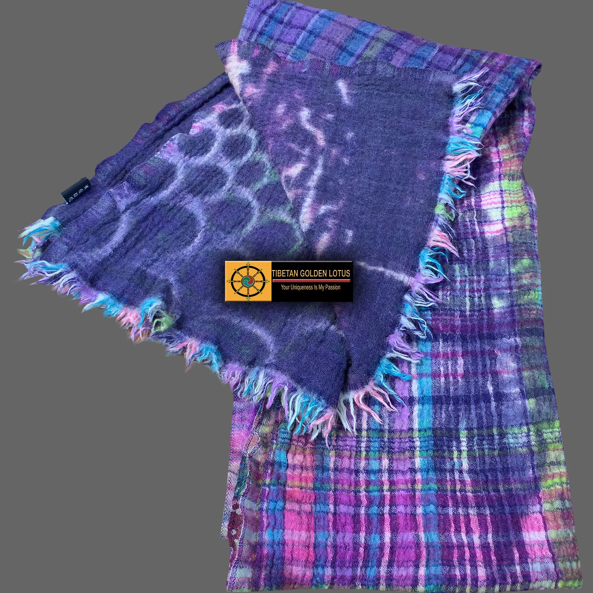 Boiled wool shawl, a neck wrap