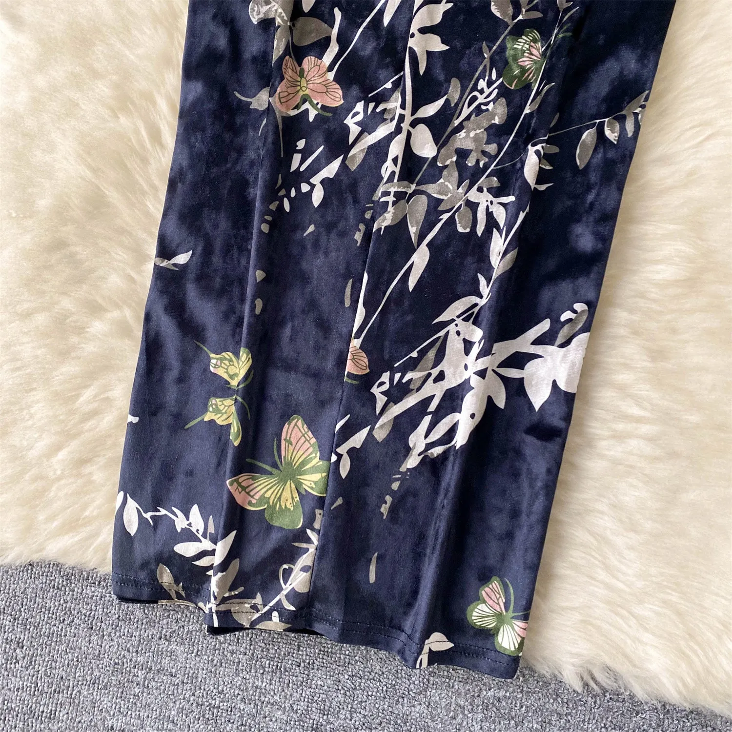 Ethnic Floral Sleeveless Split Cheongsam