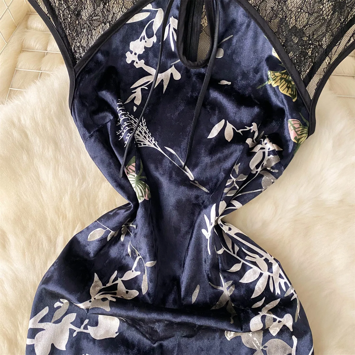 Ethnic Floral Sleeveless Split Cheongsam