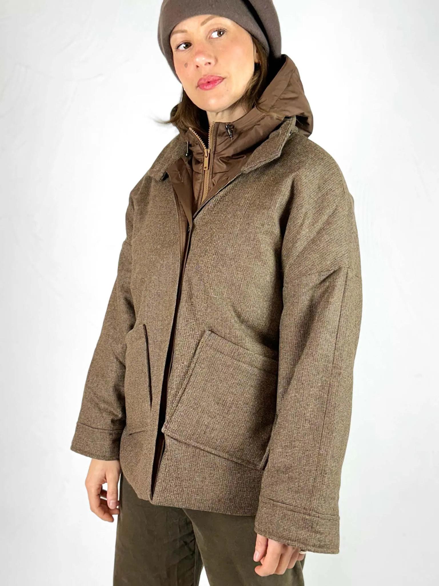 Hana San Ivan Cropped Padded Gilet - 2 Colours