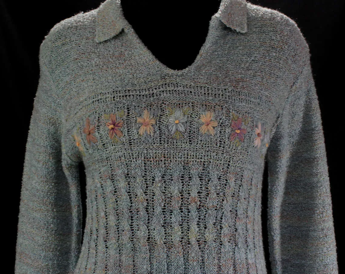 Size 10 Sweet Boho Sweater Dress - Medium 70s Bohemian Chic Boucle Knit - Frosty Blue Mauve & Pale Green - Embroidered Flowers - Bust 37