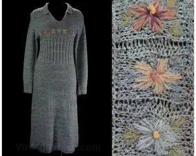 Size 10 Sweet Boho Sweater Dress - Medium 70s Bohemian Chic Boucle Knit - Frosty Blue Mauve & Pale Green - Embroidered Flowers - Bust 37