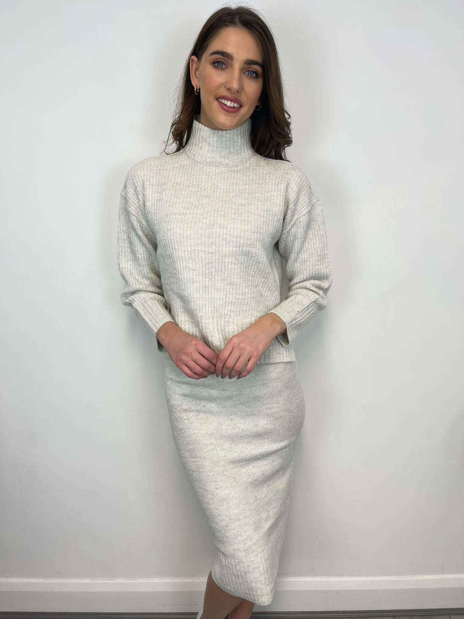 Vimelia High Neck Jumper (Grey)